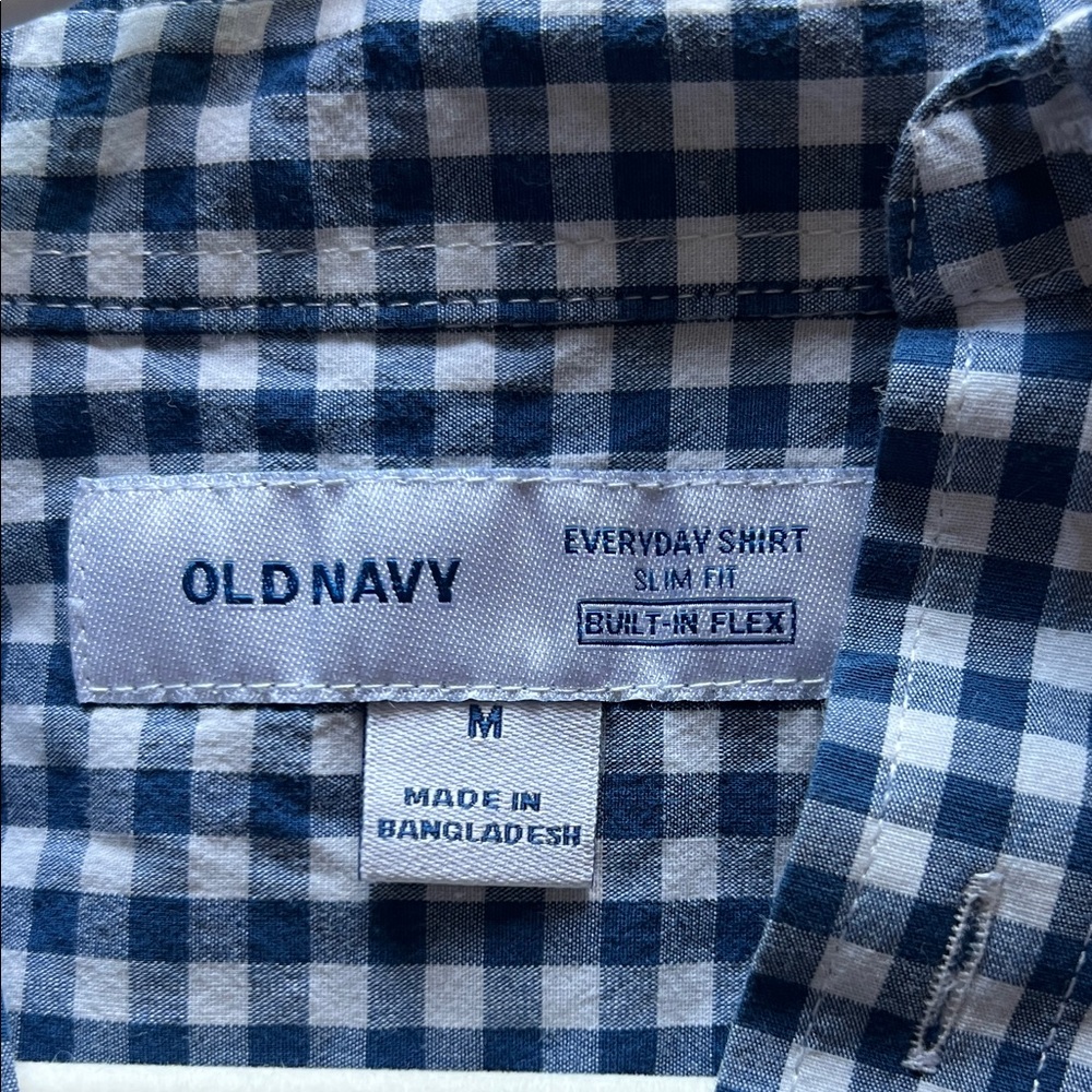 Old Navy Navy and White Plaid Men's Shirt